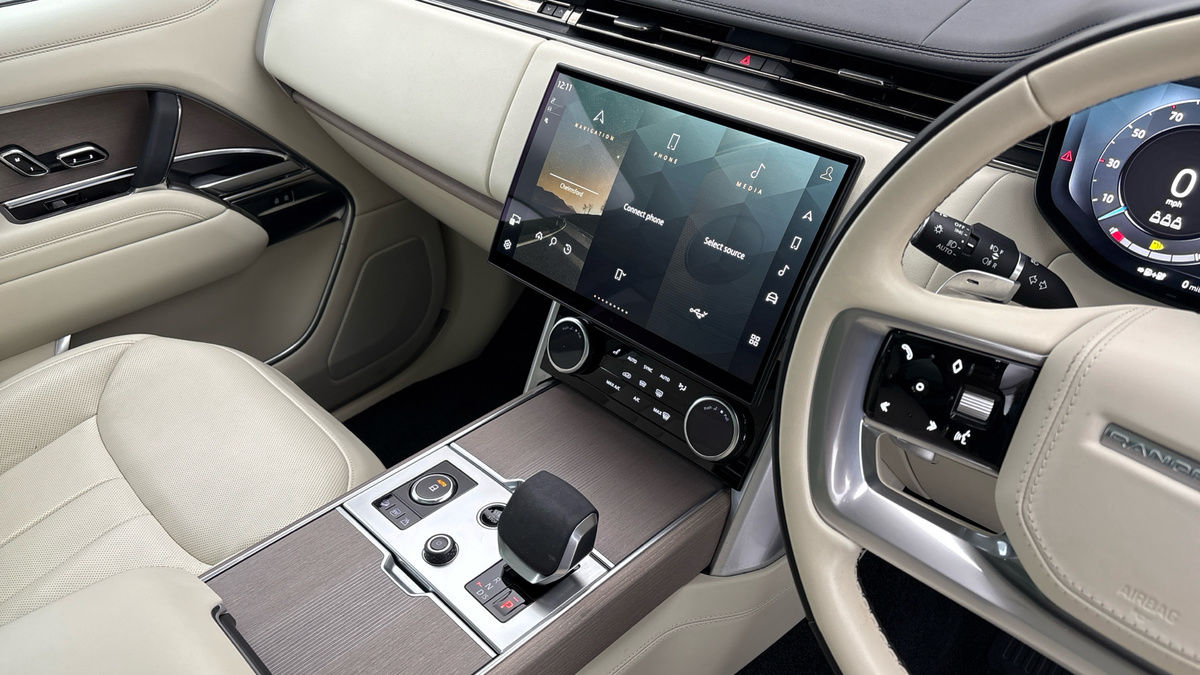 Land Rover Range Rover Image 18