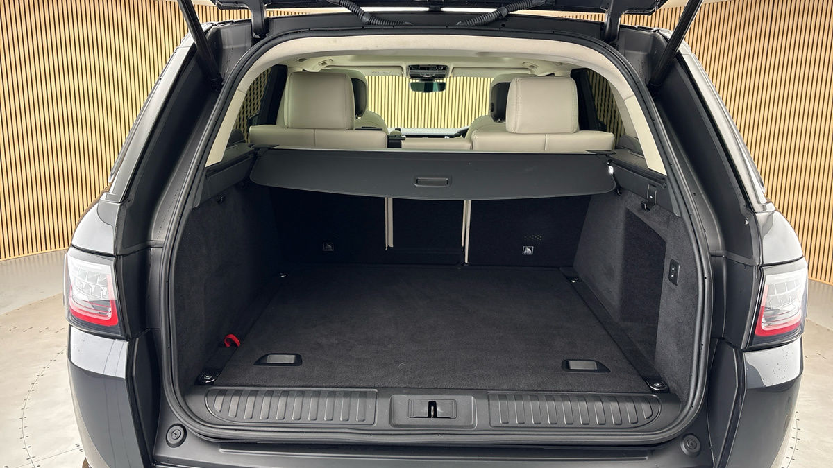 Land Rover Range Rover Sport Image 11