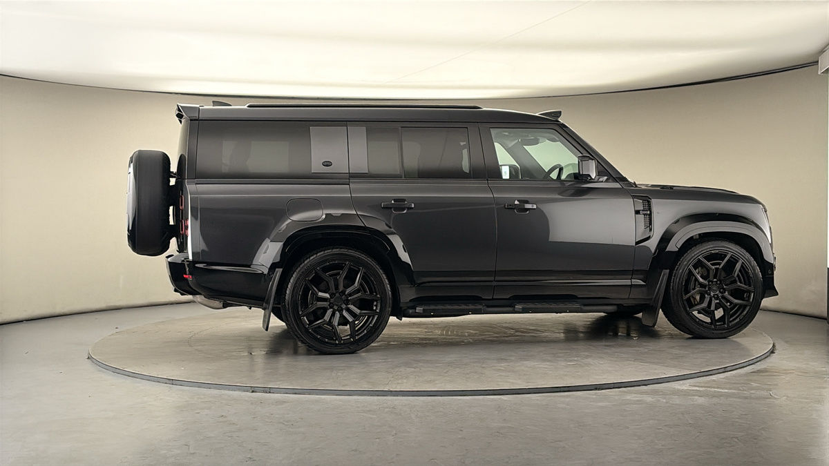 More views of Land Rover Defender 130