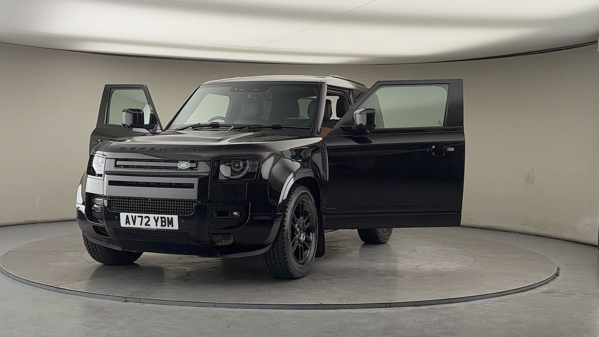 More views of Land Rover Defender 90