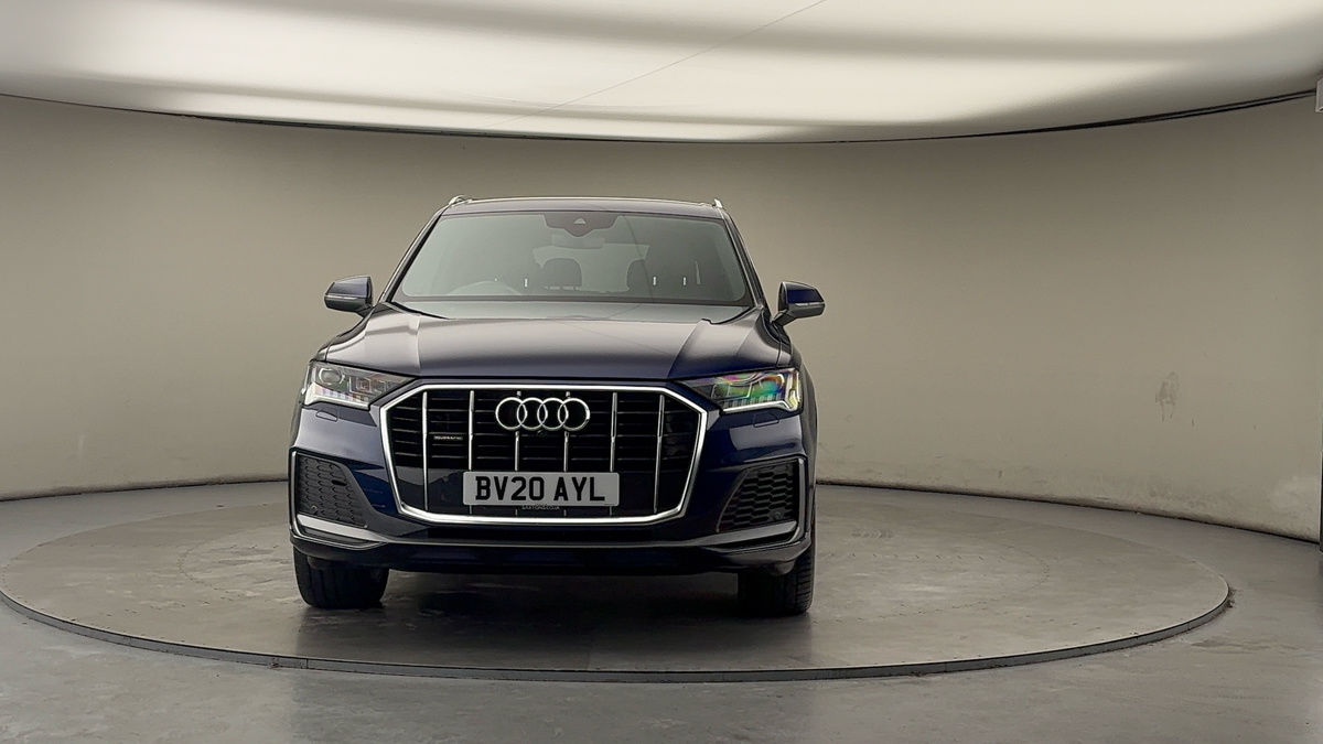 Audi Q7 Image 6