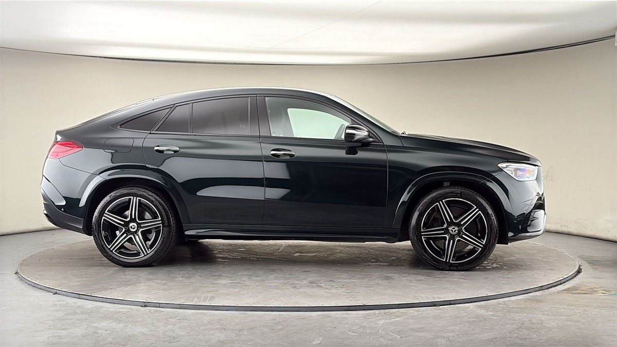 More views of Mercedes-Benz GLE