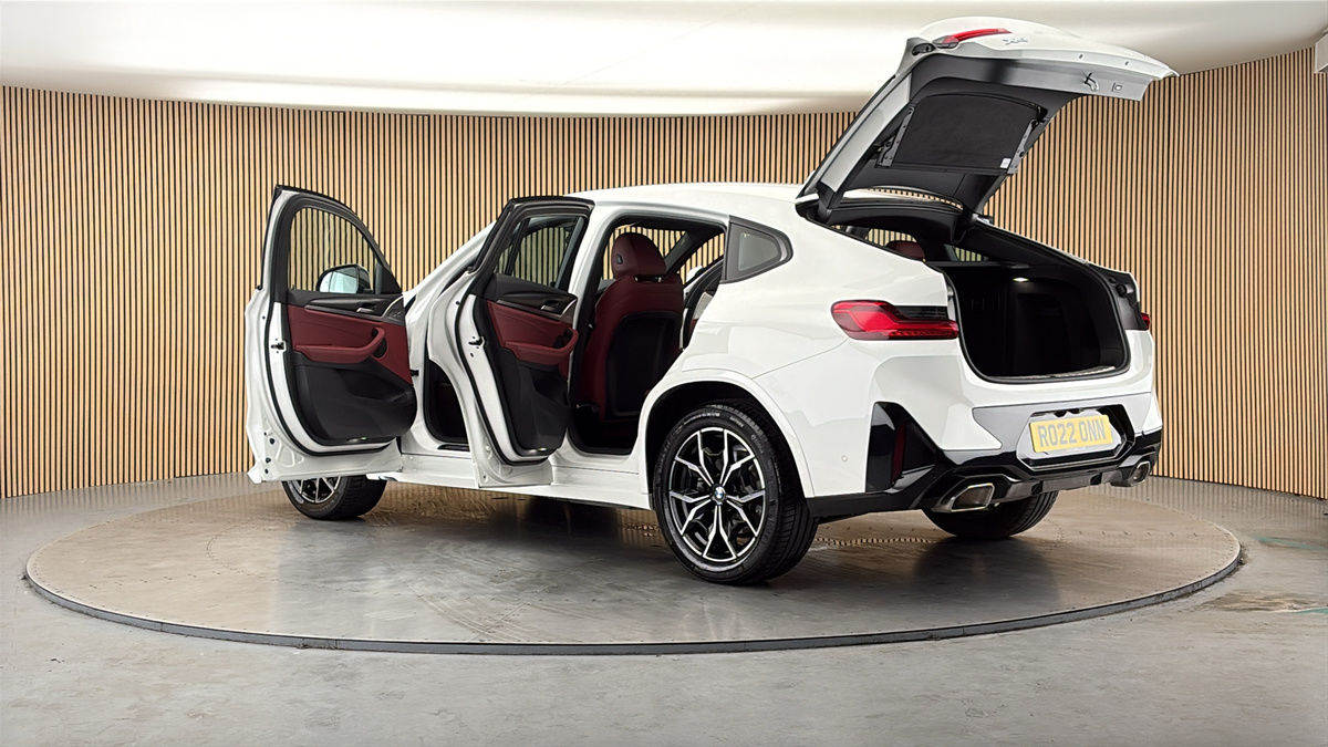 More views of BMW X4