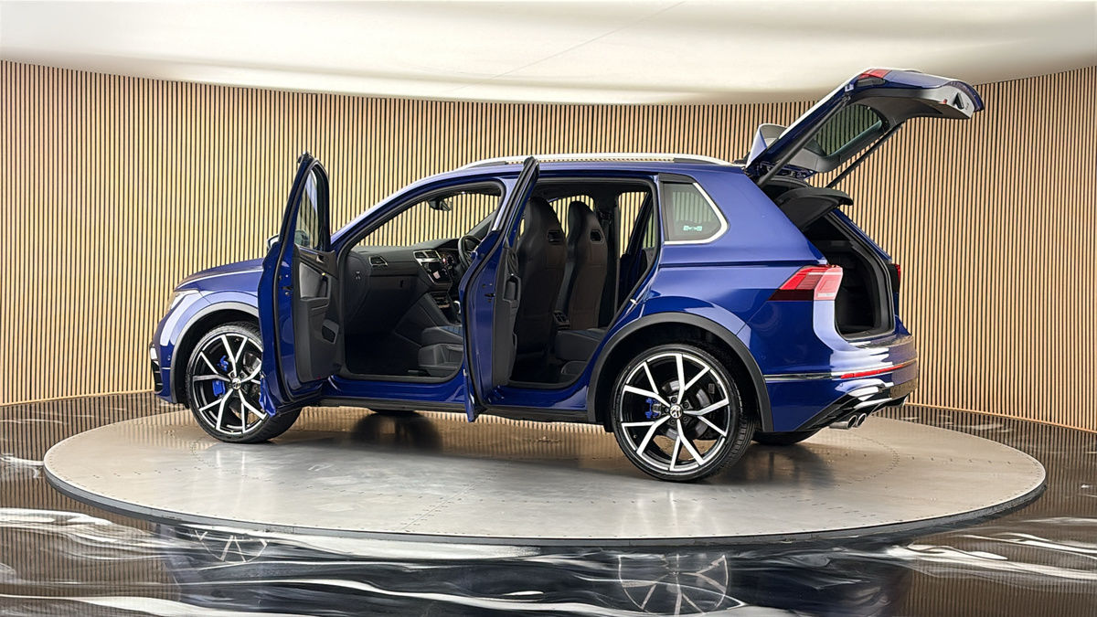 More views of Volkswagen Tiguan