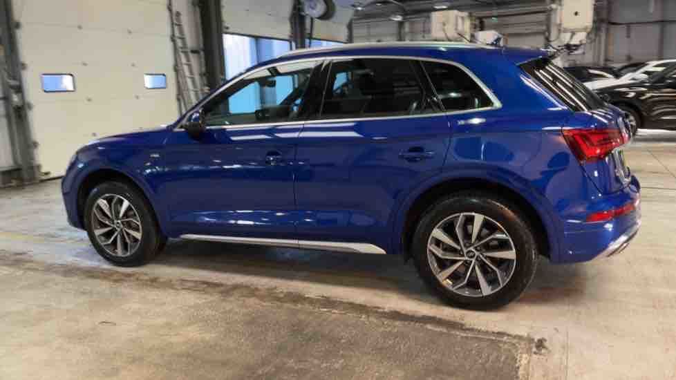 More views of Audi Q5