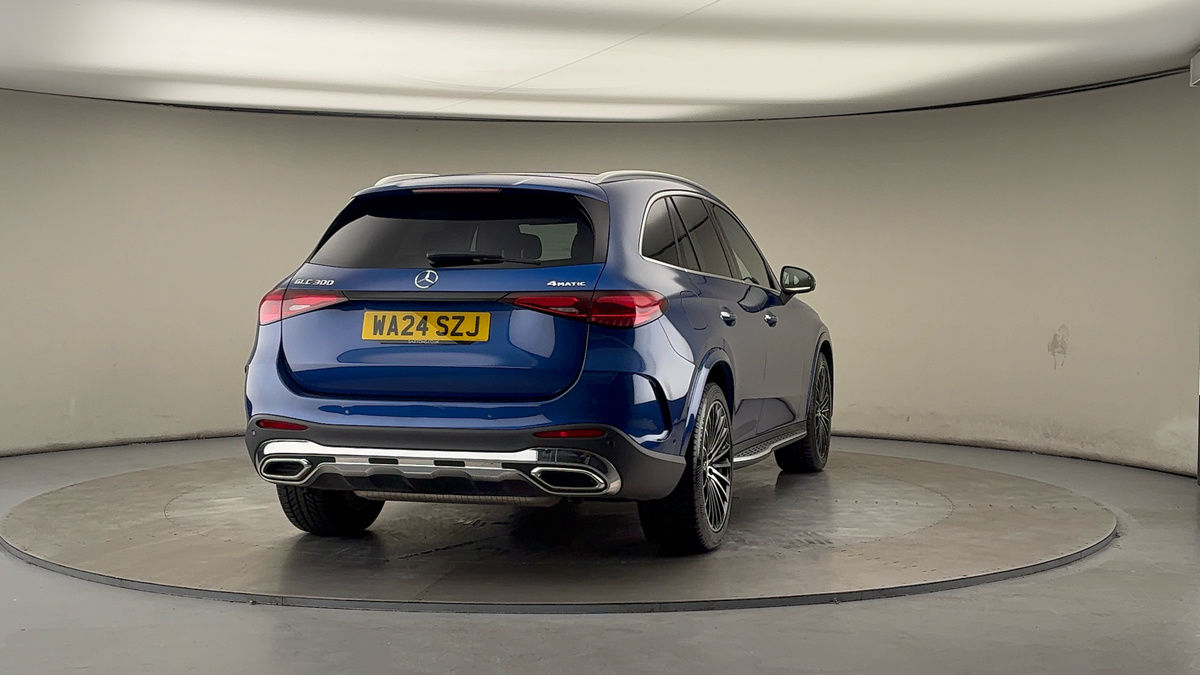 More views of Mercedes-Benz GLC