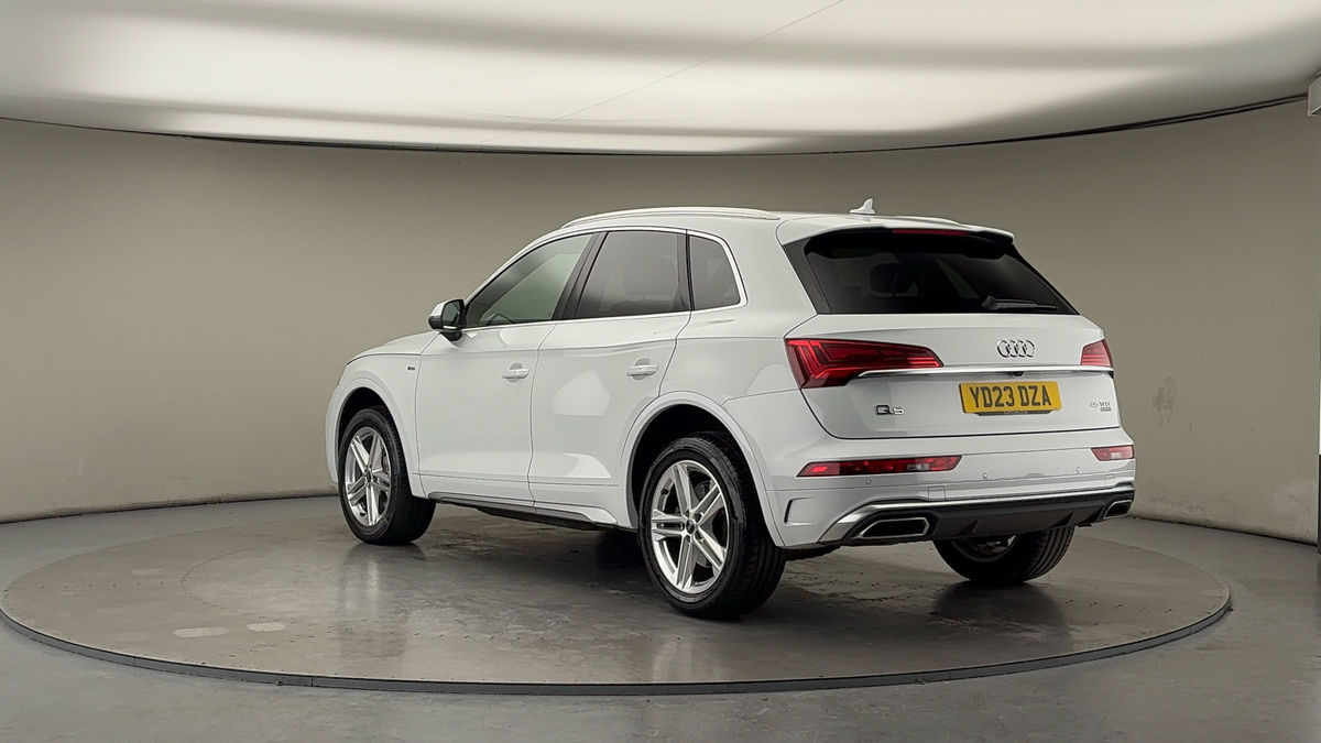 Audi Q5 Image 2