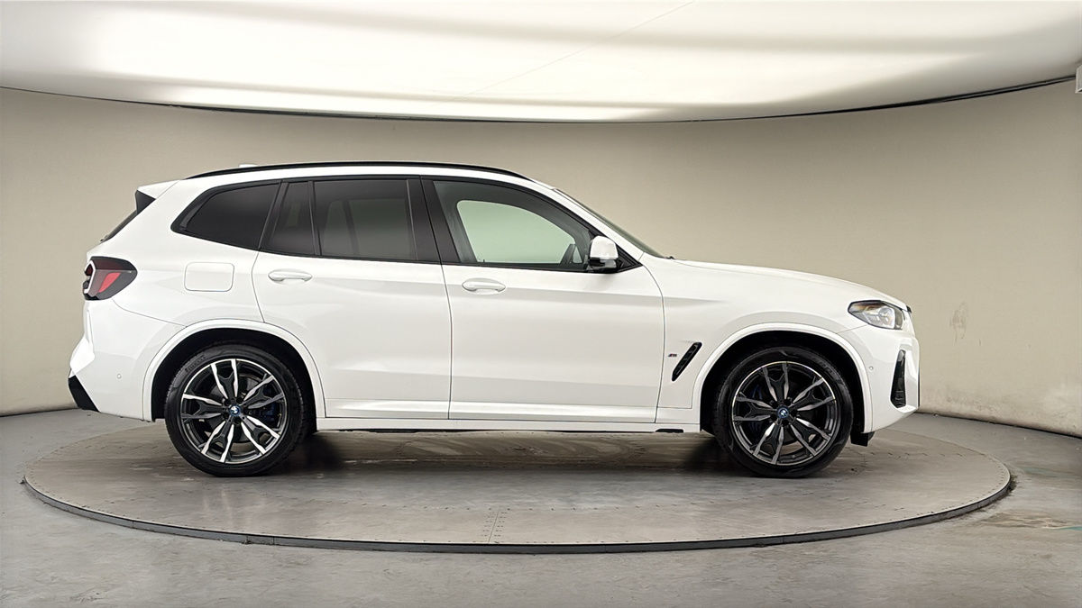 BMW X3 Image 16