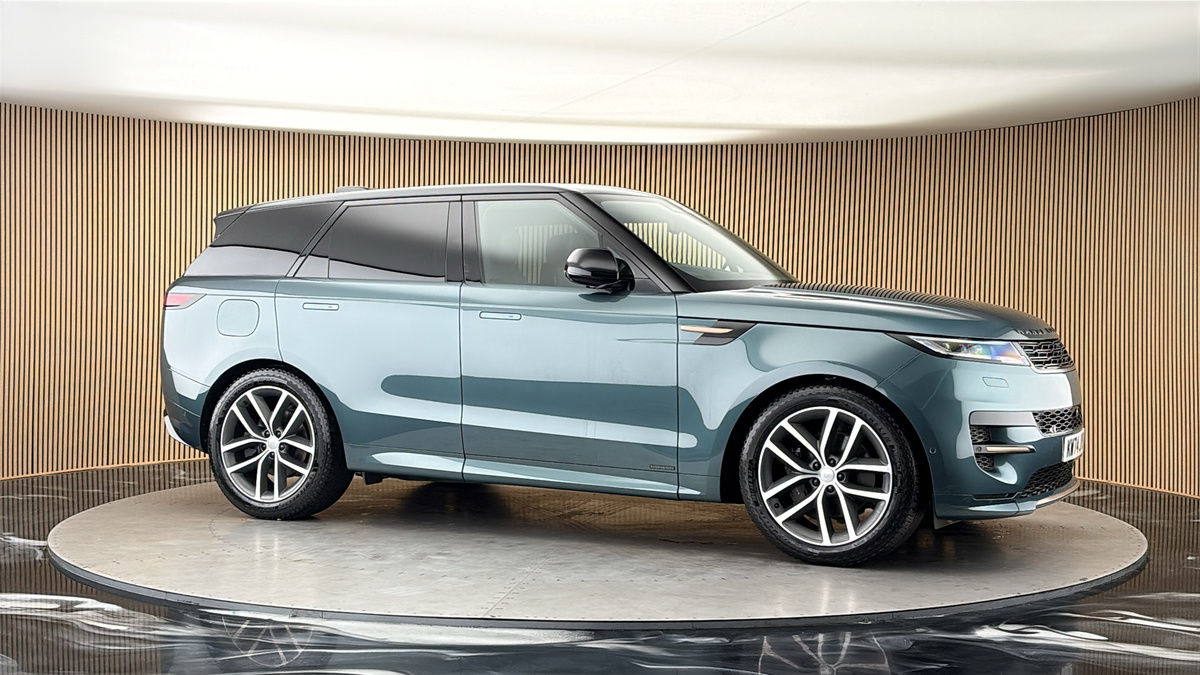 More views of Land Rover Range Rover Sport