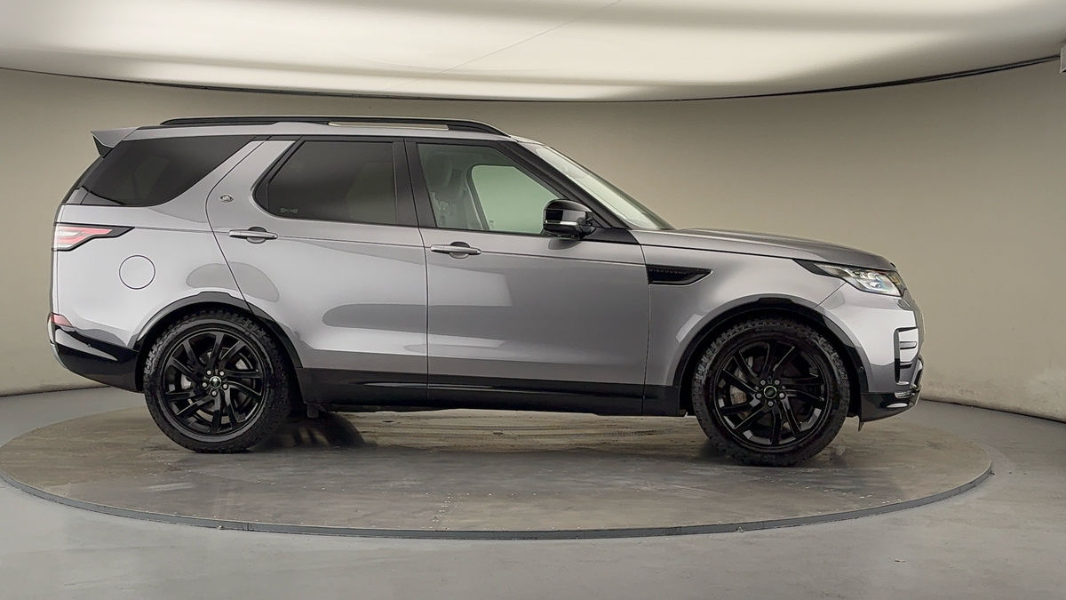 More views of Land Rover Discovery