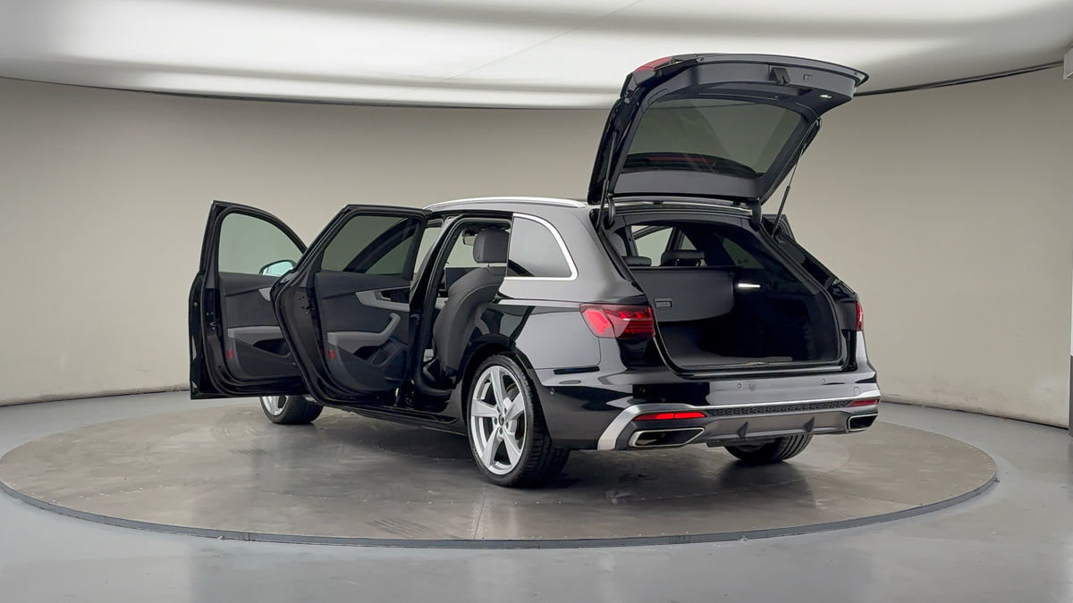 Audi A4 Avant Image 23