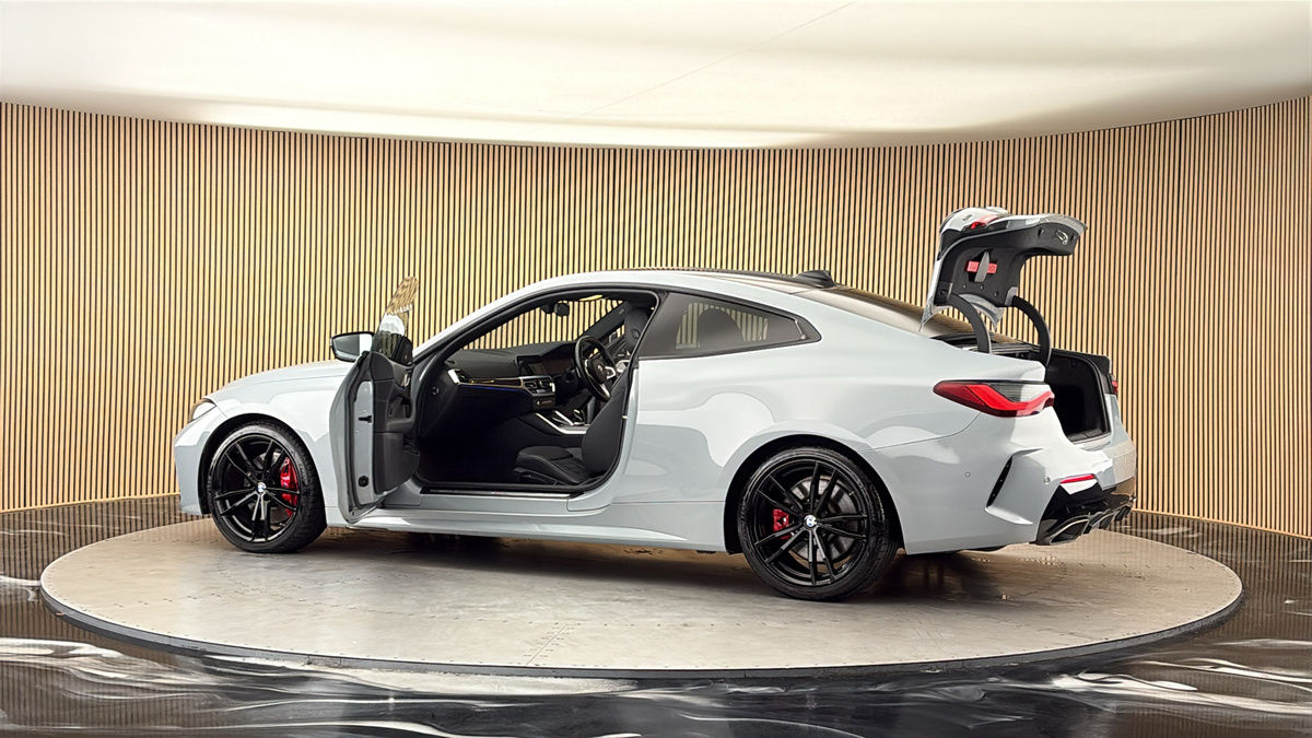 More views of BMW 4 Series
