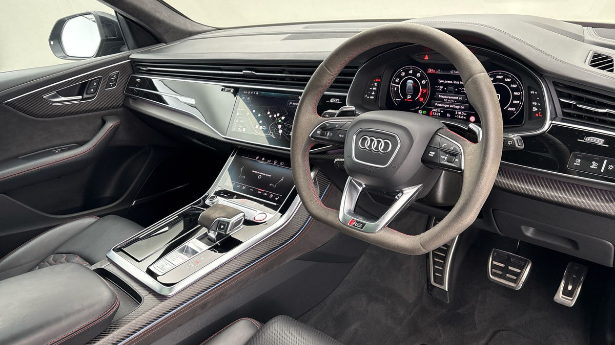 Audi RSQ8 Image 5