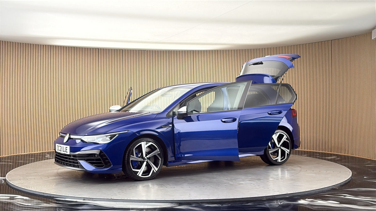 More views of Volkswagen Golf