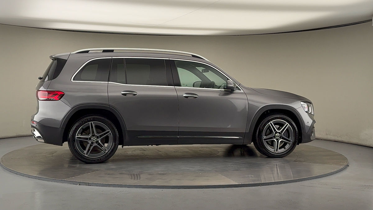 More views of Mercedes-Benz GLB