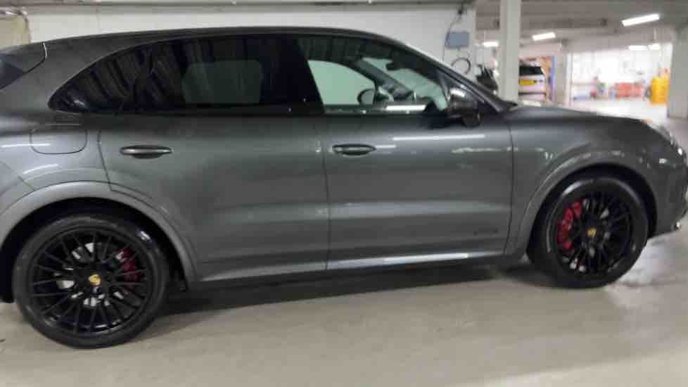 More views of Porsche Cayenne