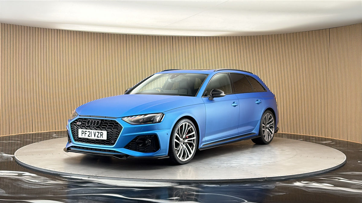 More views of Audi RS4 Avant