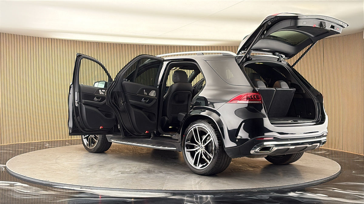 More views of Mercedes-Benz GLE