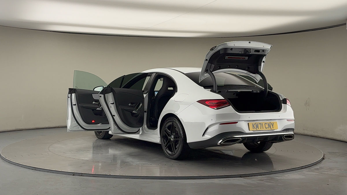 Mercedes-Benz CLA Image 23