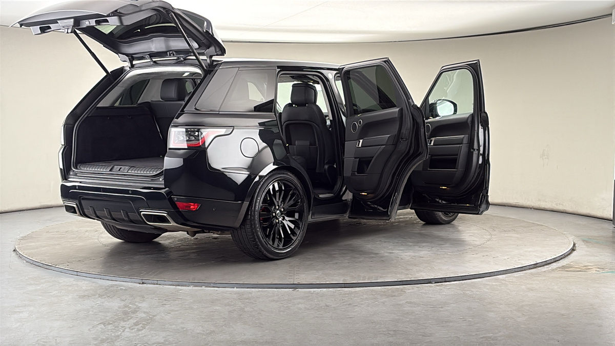 More views of Land Rover Range Rover Sport