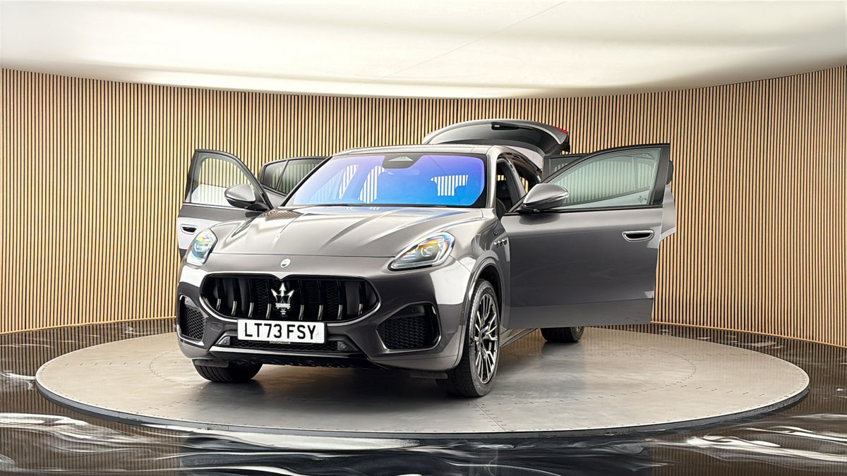 More views of Maserati Grecale