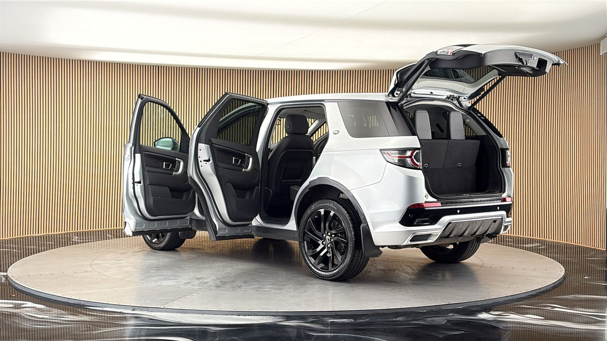 More views of Land Rover Discovery Sport