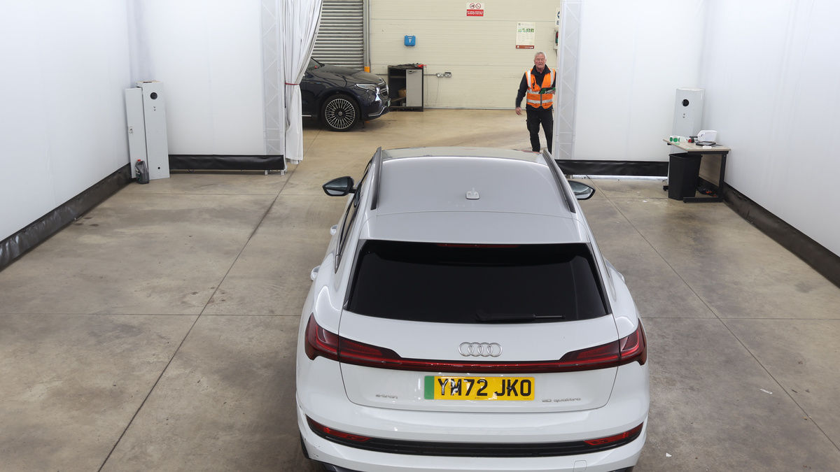 Audi e-tron Image 7