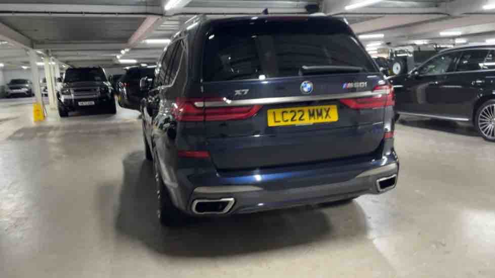 More views of BMW X7