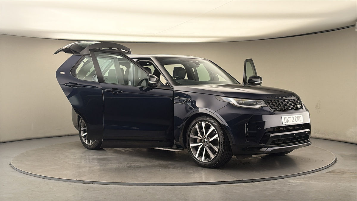 More views of Land Rover Discovery