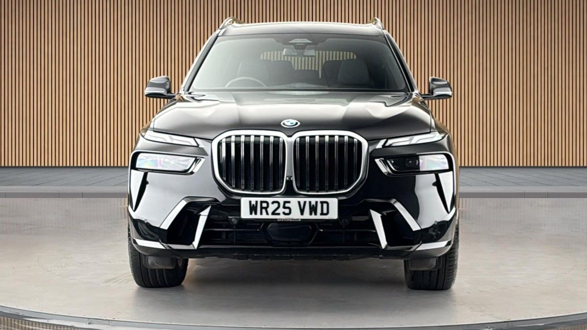 BMW X7 Image 3