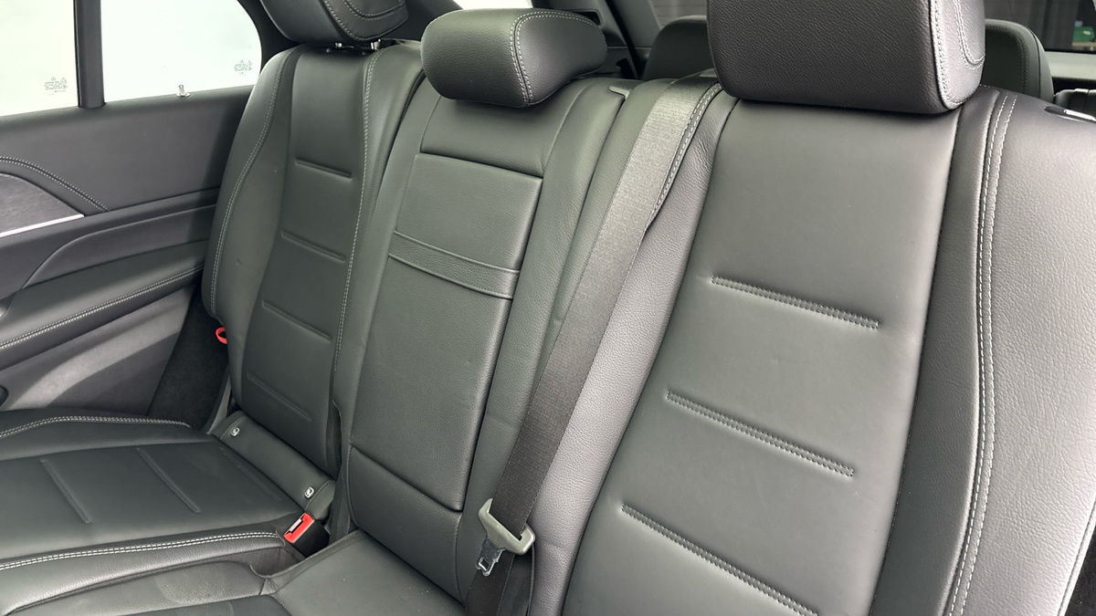 Mercedes-Benz GLE Image 8