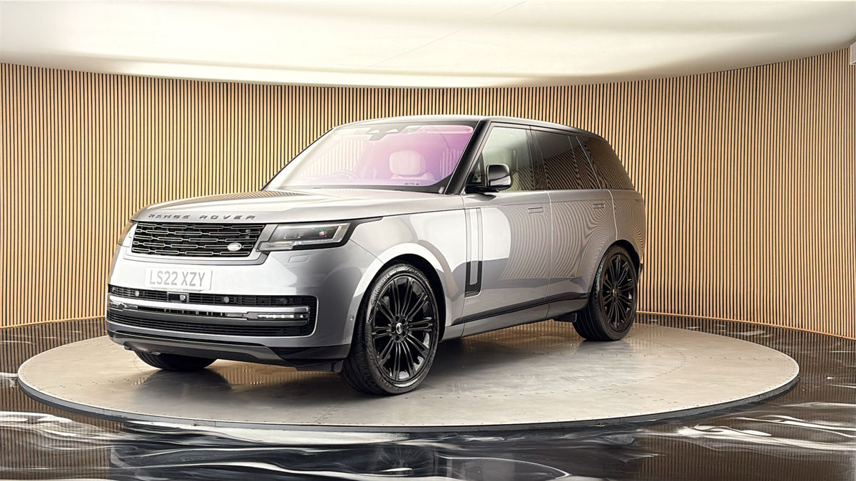 More views of Land Rover Range Rover