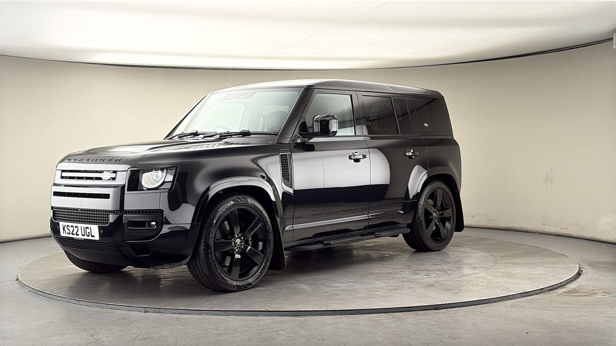 Land Rover Defender 110 Image 20