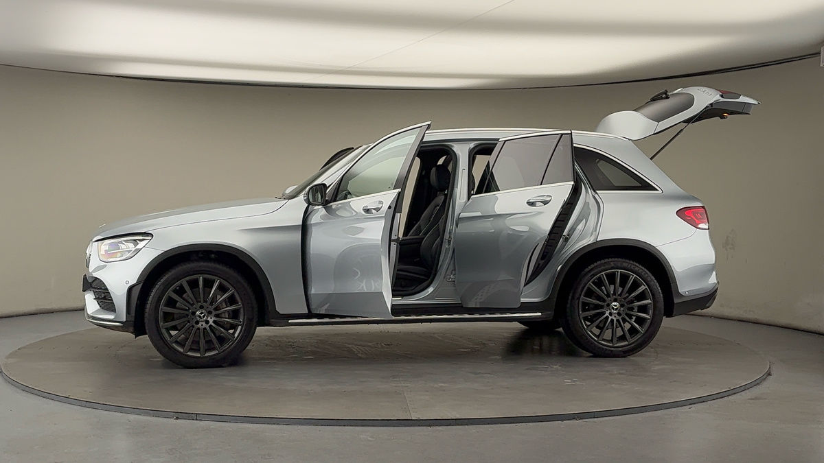 More views of Mercedes-Benz GLC