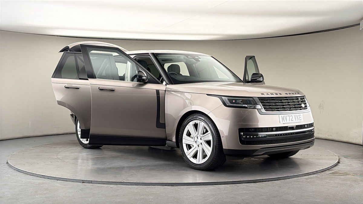 More views of Land Rover Range Rover