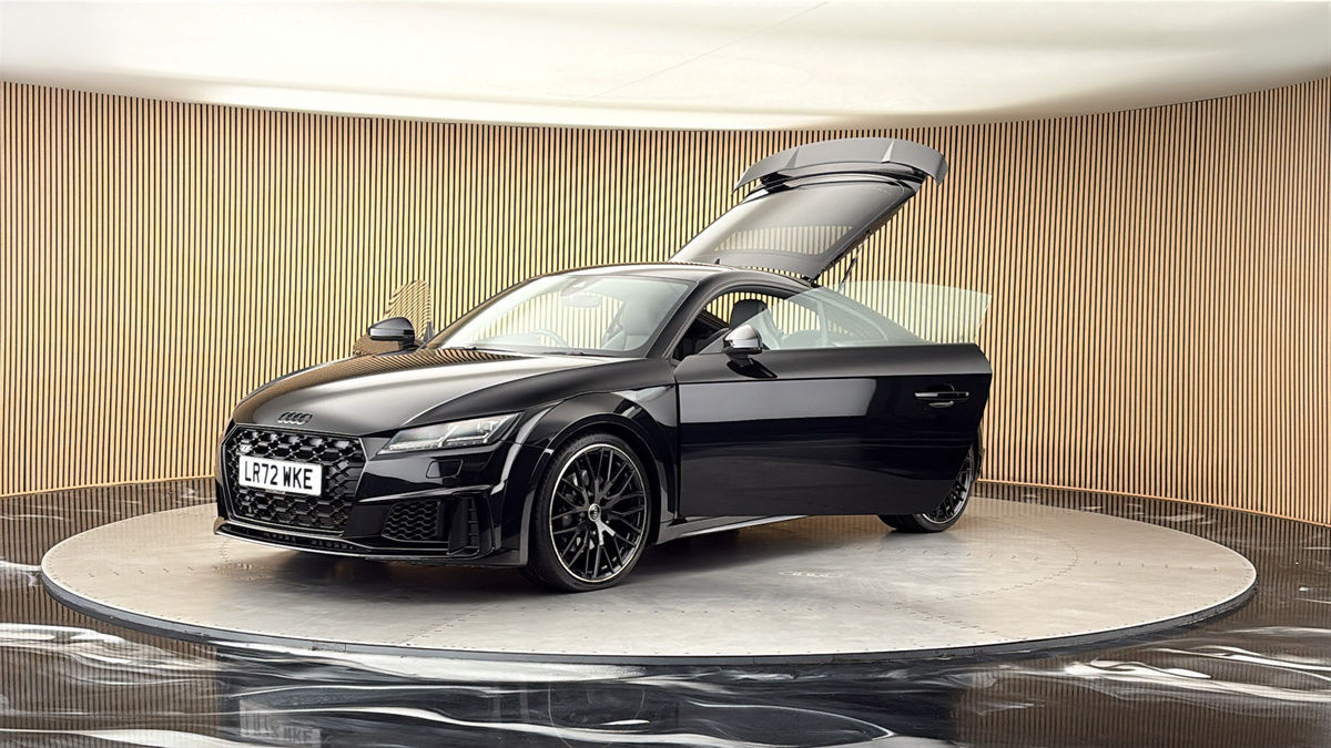 Audi TTS Image 22