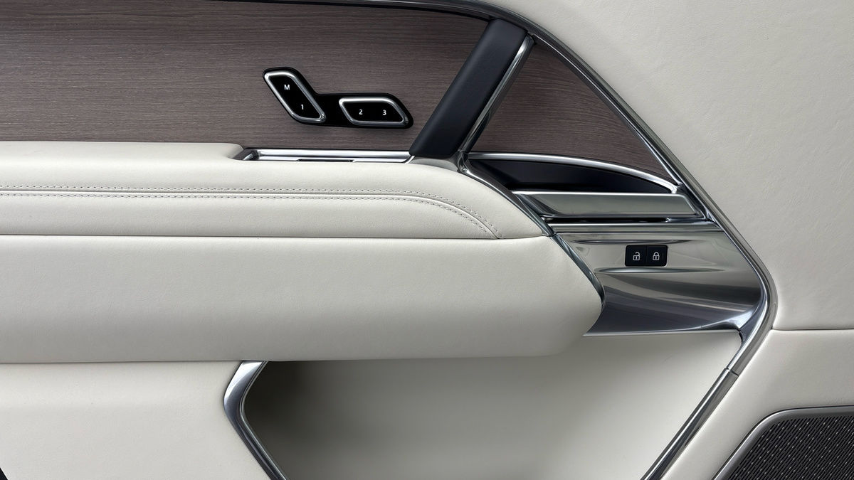 Land Rover Range Rover Image 19