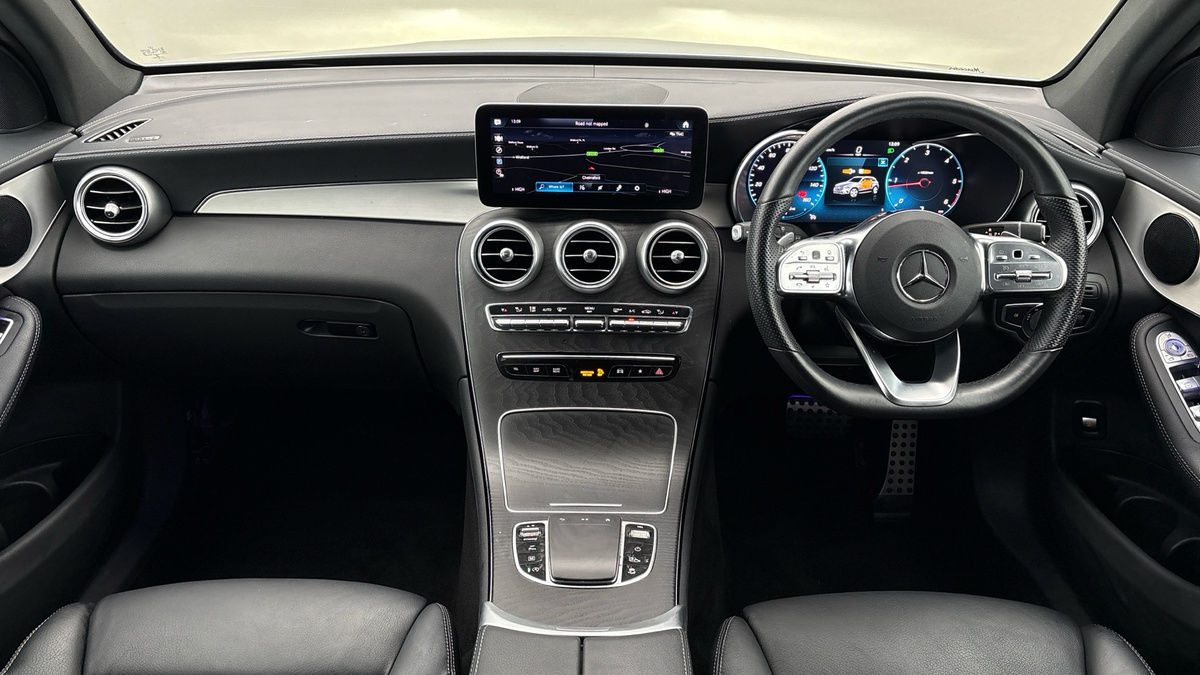 Mercedes-Benz GLC Image 12
