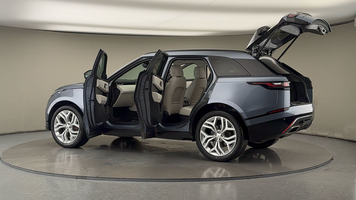 More views of Land Rover Range Rover Velar