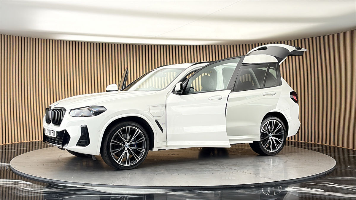 More views of BMW X3