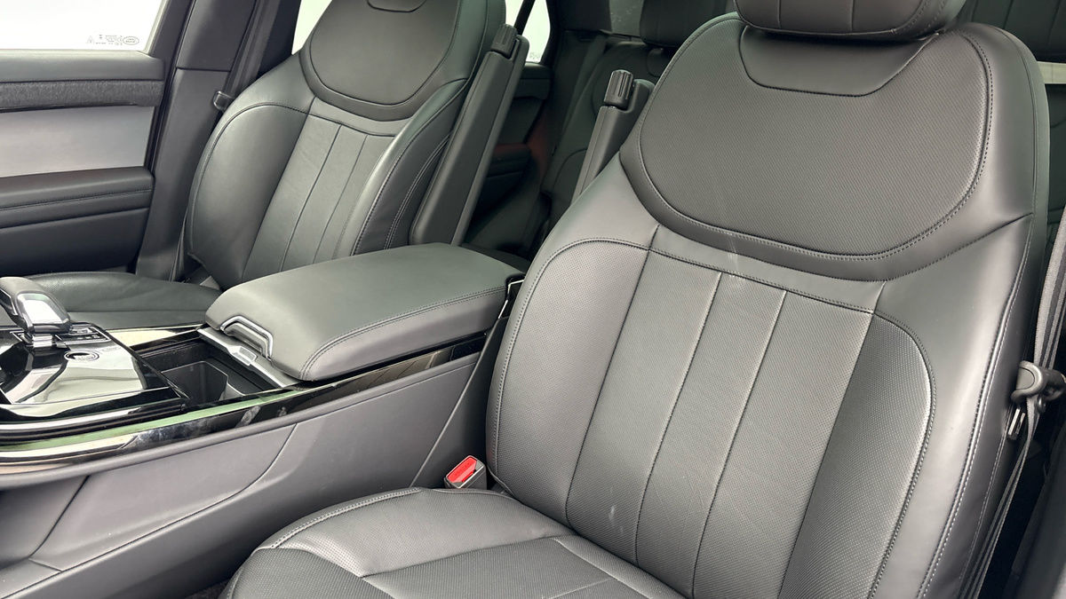 Land Rover Range Rover Sport Image 13