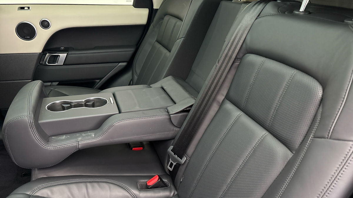 Land Rover Range Rover Sport Image 9