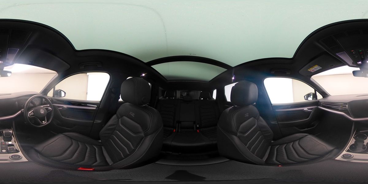 More views of Volkswagen Touareg