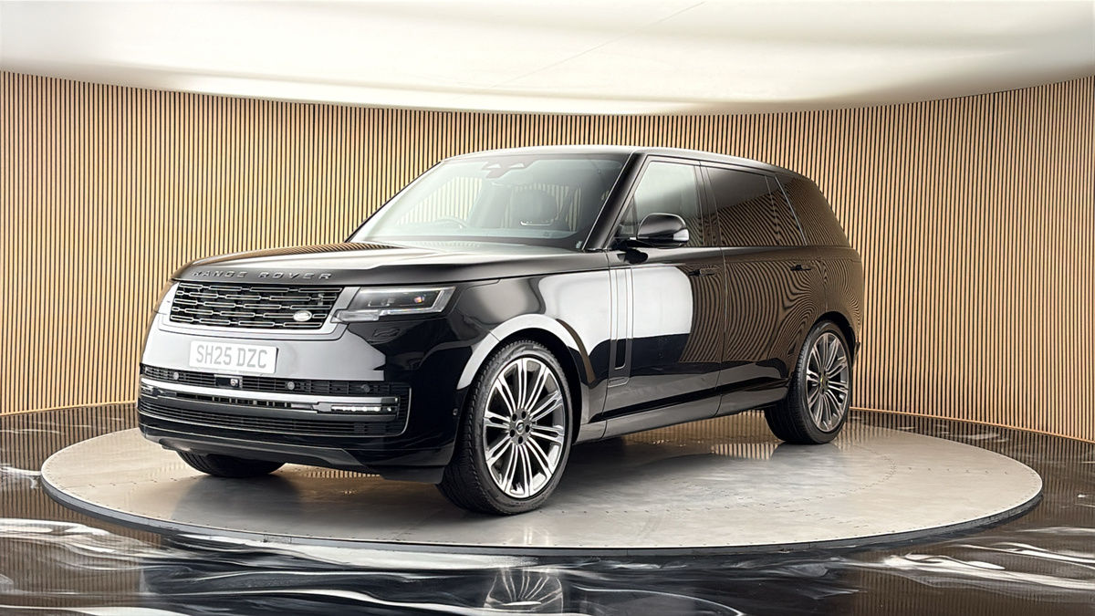 More views of Land Rover Range Rover