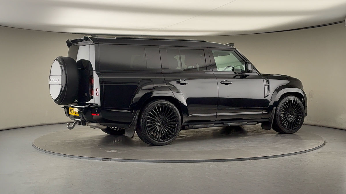 More views of Land Rover Defender 130