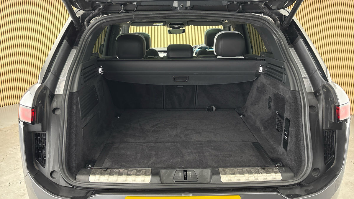 Land Rover Range Rover Sport Image 11