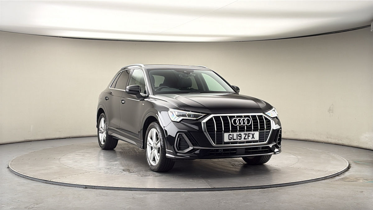 More views of Audi Q3