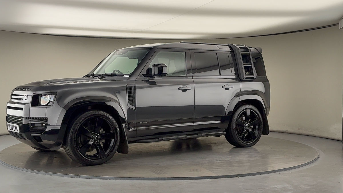 More views of Land Rover Defender 110