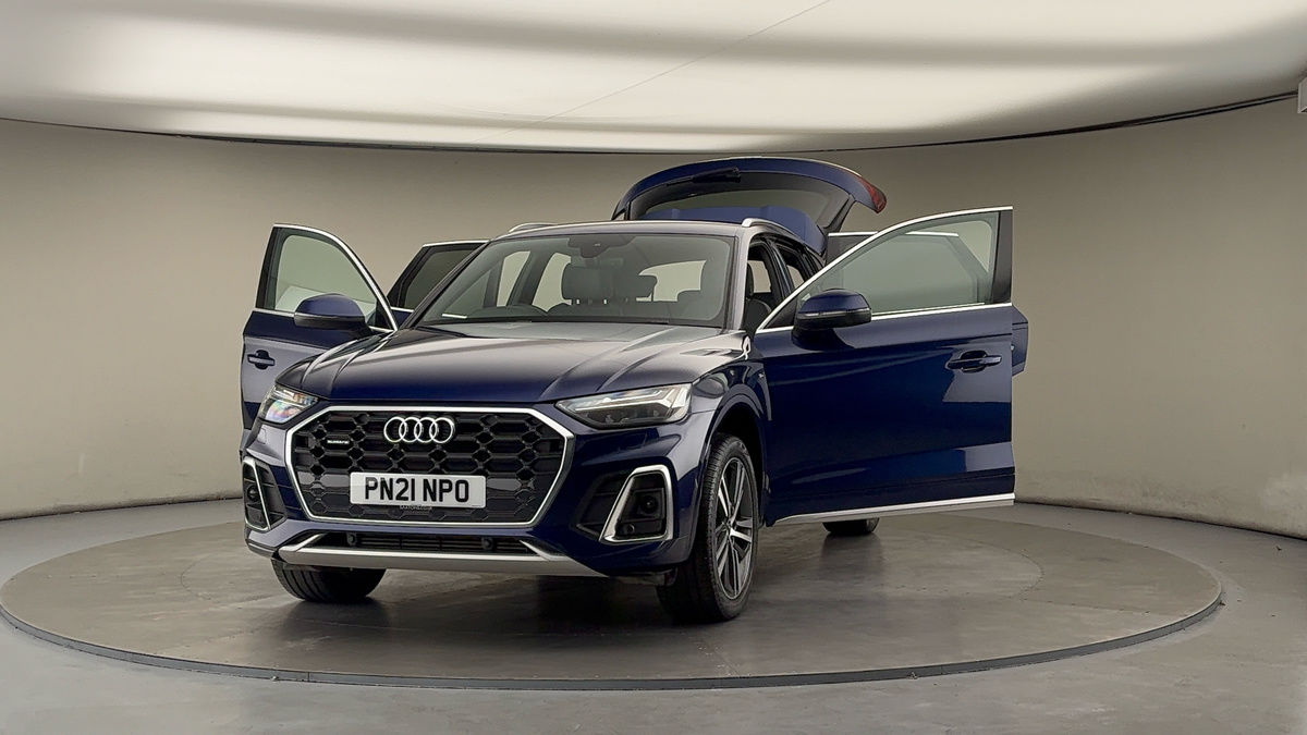 More views of Audi Q5