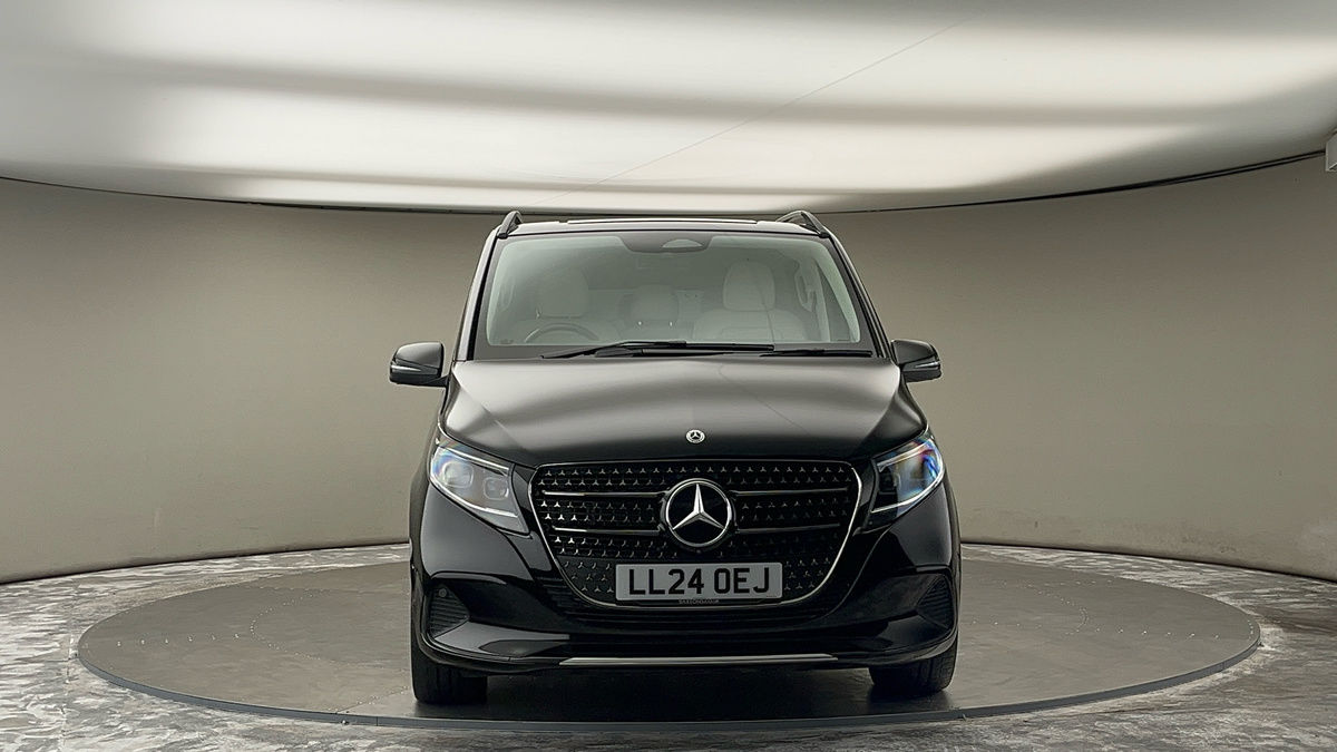 More views of Mercedes-Benz V Class